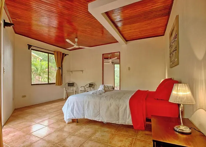 Vista Condor Hotel