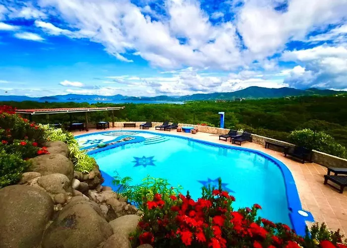 Vista Condor Hotel *
